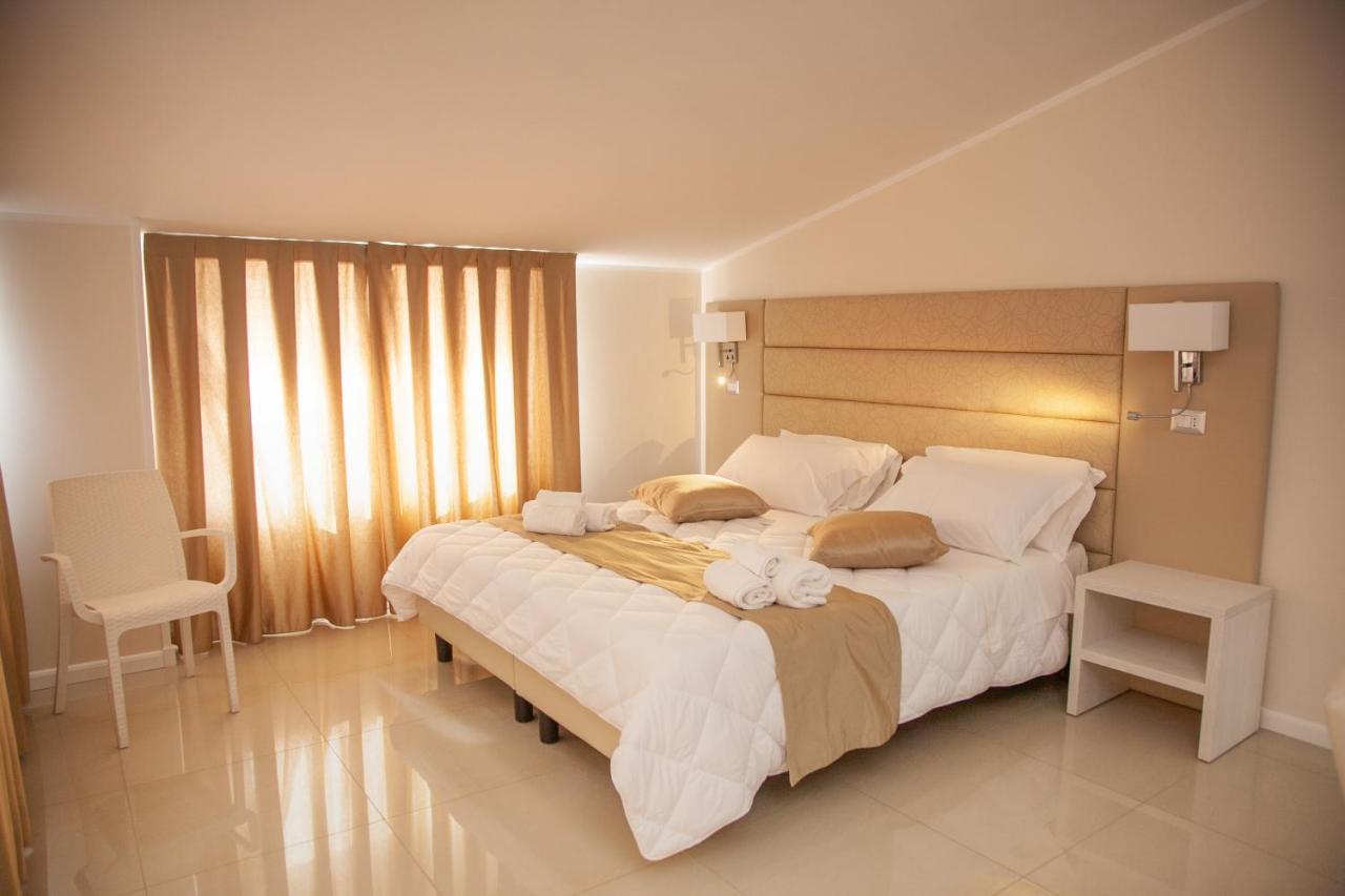 Hotel Dolce Stella Torre Melissa Kültér fotó