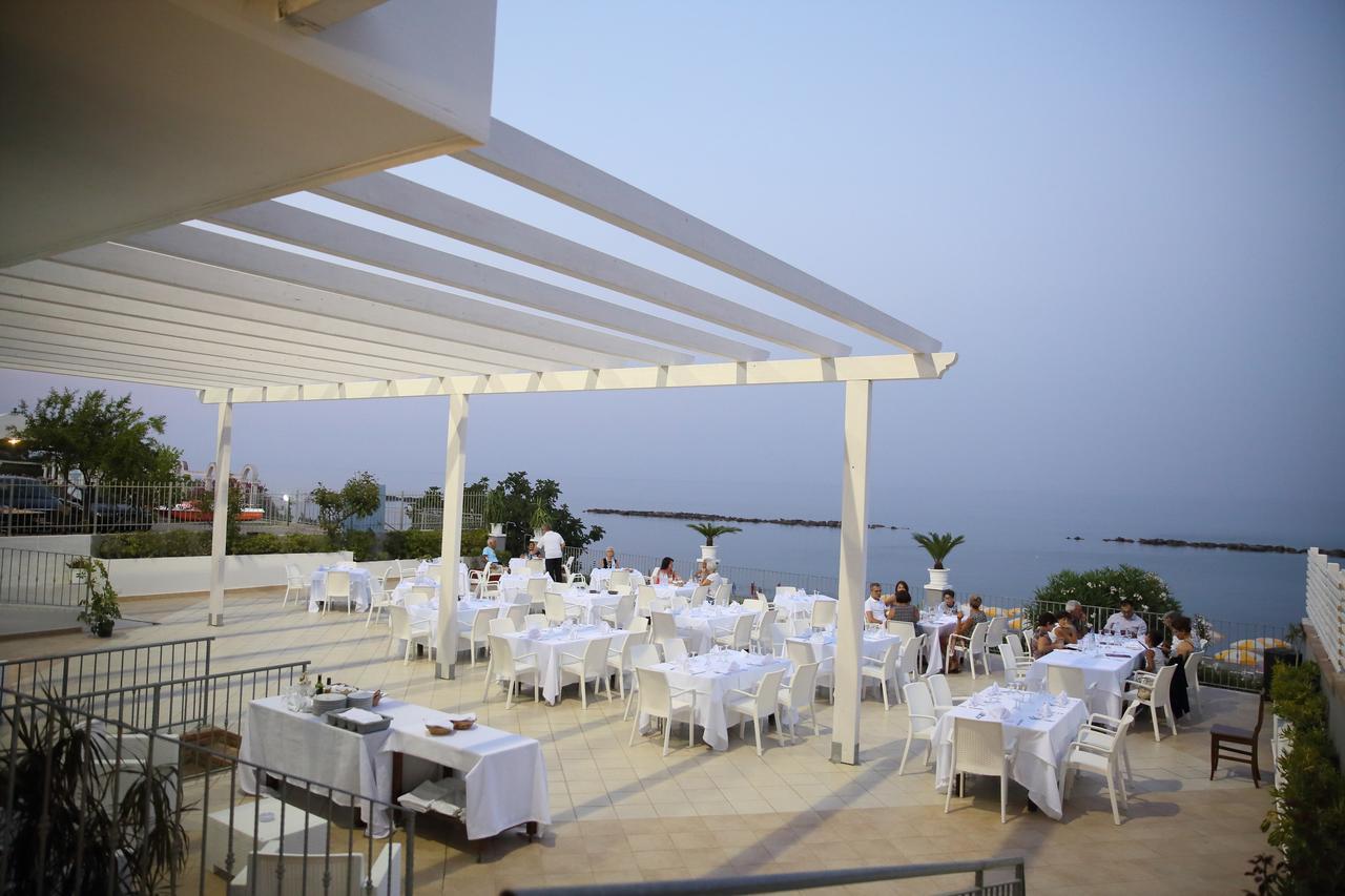 Hotel Dolce Stella Torre Melissa Kültér fotó